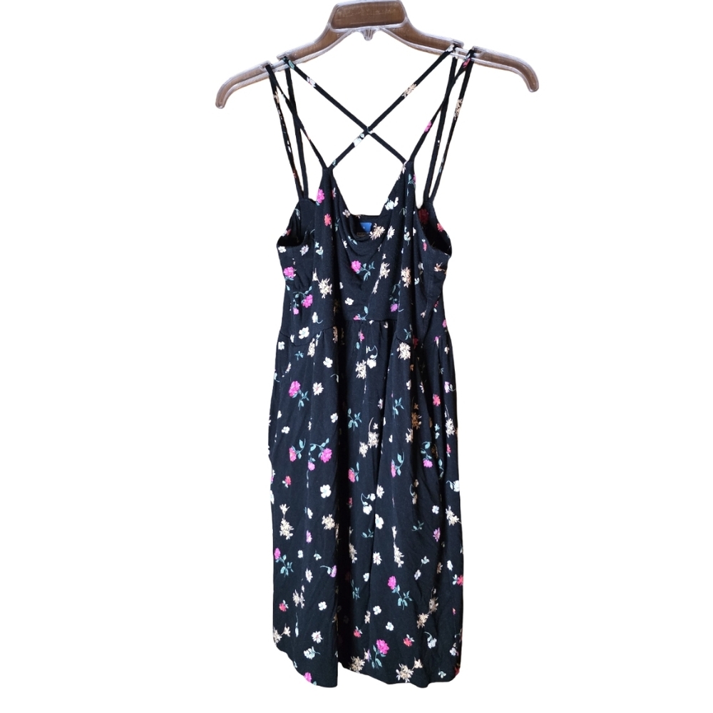 Old Navy Black Floral Strappy Sundress Size L